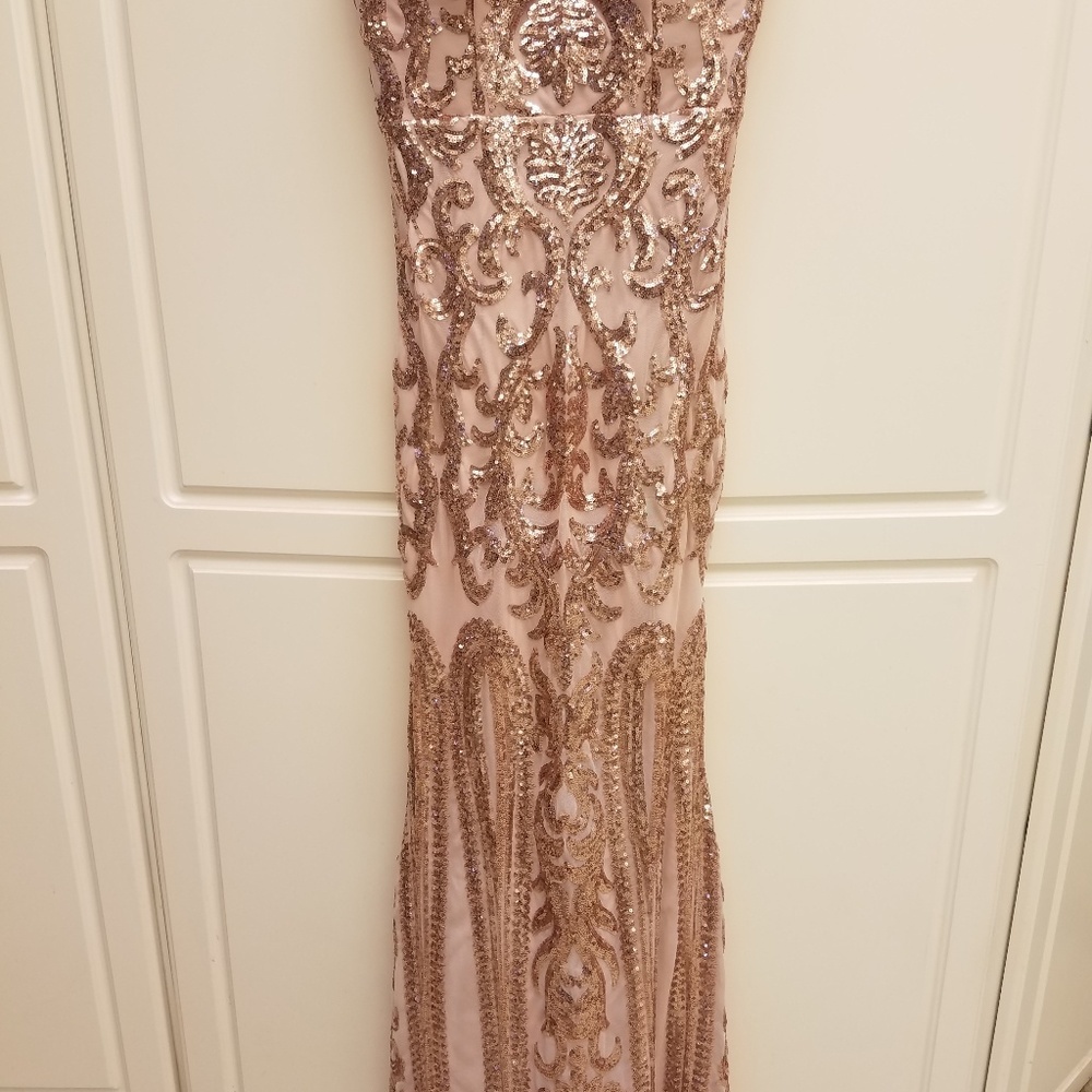 Lulu’s Bariano Rebecca Rose Gold Strapless Sequin
